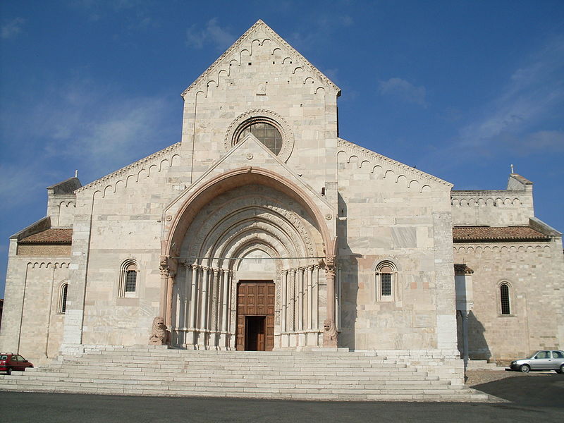 Resultado de imagen de Catedral de San CirÃ­aco umbria