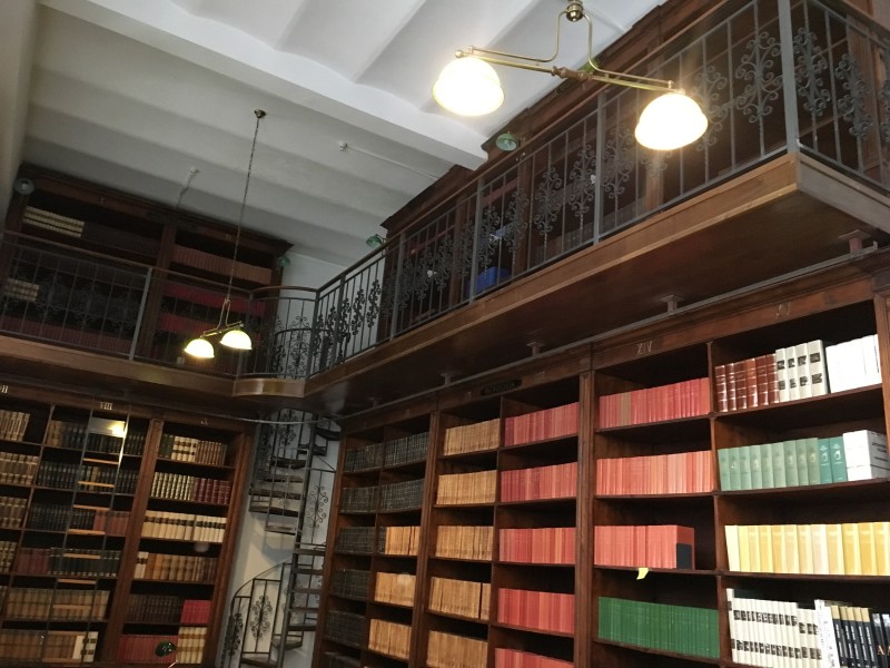 Biblioteca "Carlo Manzia, sJ"