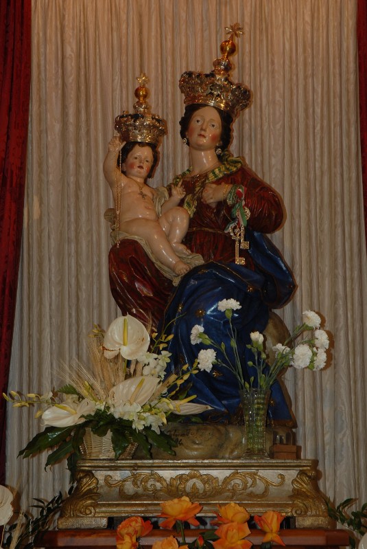 Colombo Giacomo (1694), Statua Madonna delle Grazie