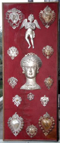 Bottega abruzzese sec. XIX, Pannelo con quattrordici ex voto in argento