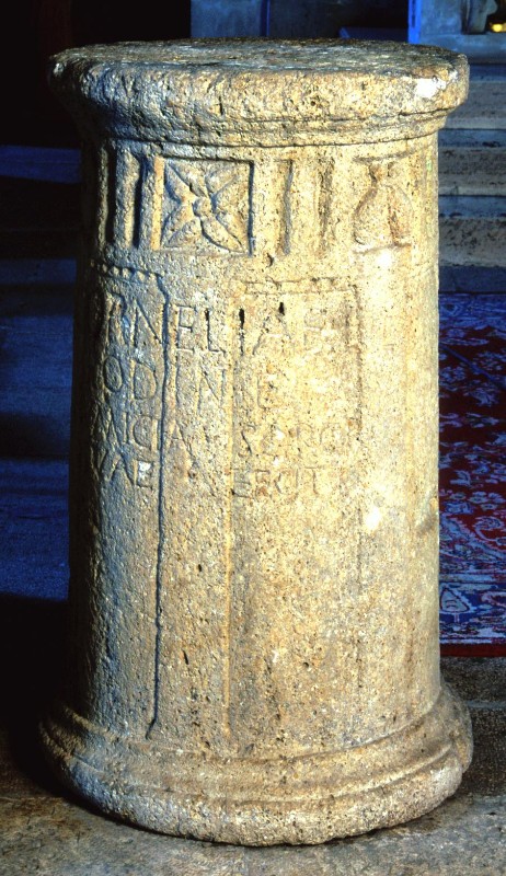 Maestranze romane sec. III, Stele funeraria