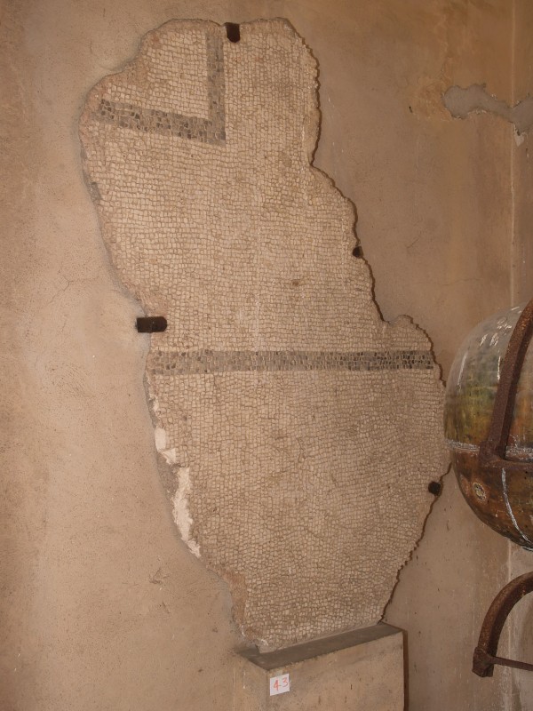 Ambito abruzzese secc. II-III, Frammento di mosaico romano 1/4