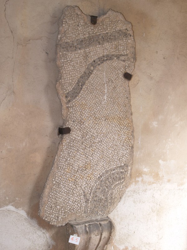 Ambito abruzzese secc. II-III, Frammento di mosaico romano 4/4