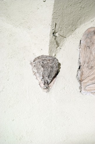 Maestranze calabresi secc. XV-XVI, Capitello in pietra