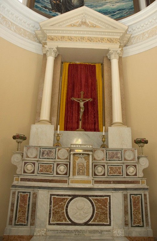 Mestranze dell'Italia meridionale (1926), Altare maggiore