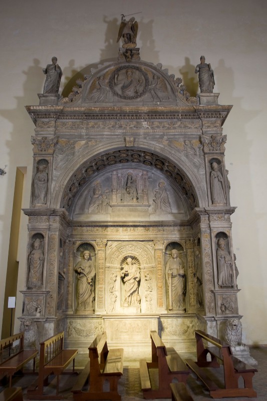 Della Pila J. - Malvito T. et al. secc. XV-XVI, Altare in marmo bianco