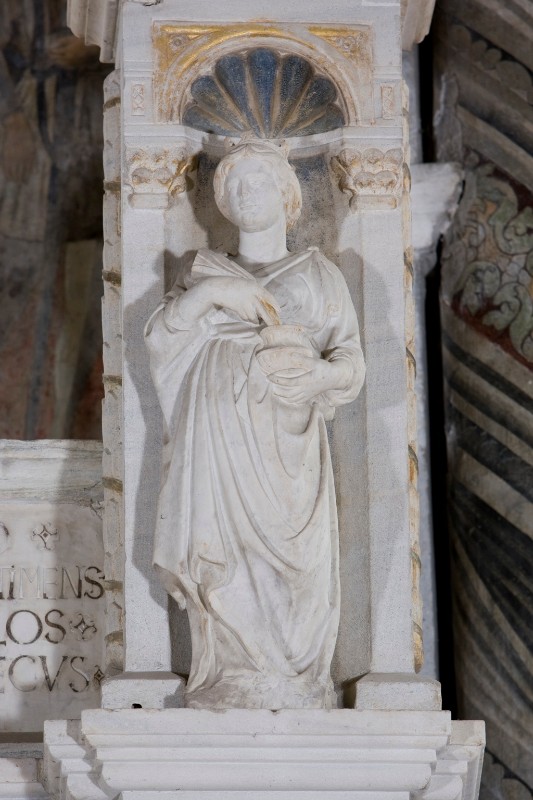Guardi A. metà sec. XV, Allegoria della carità in marmo bianco scolpito
