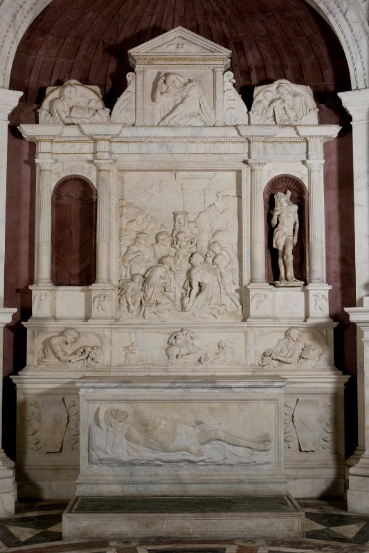 De Siloe D. - Ordoñez B. (1516), Altare in marmo bianco scolpito