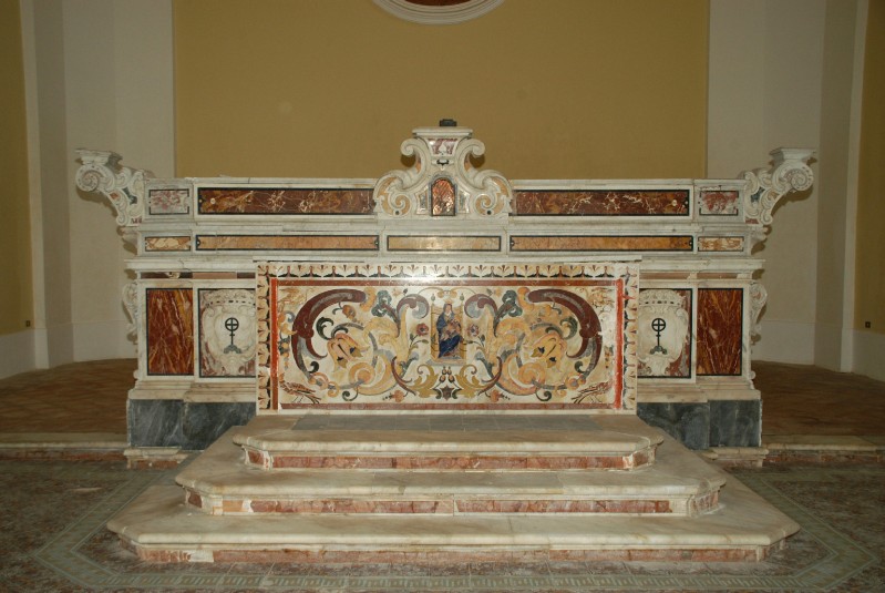 Marmoraro campano sec. XVIII, Altare della Madonna di Montevergine