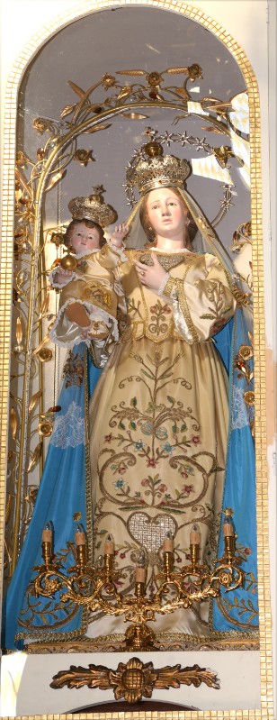 Scultore campano sec. XXI, Statua della Madonna del rosario