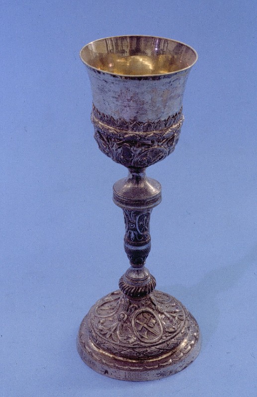 Bott. napoletana (1852), Calice in argento sbalzato e inciso e dorato