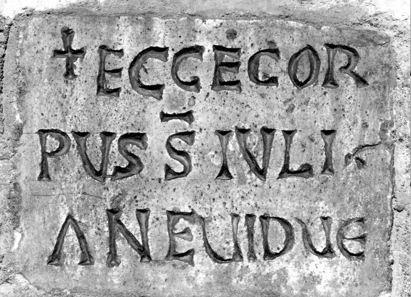 Maestranze emiliane sec. VII-VIII, Lapide sepolcrale di S. Giuliana