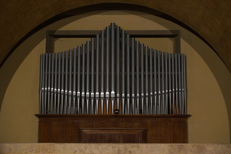 Ditta Ruffatti sec. XX, Organo a due tastiere con canne disposte specularmente