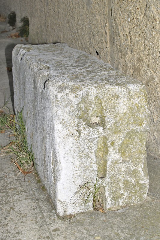 Ambito romano sec. II, Blocco squadrato in marmo