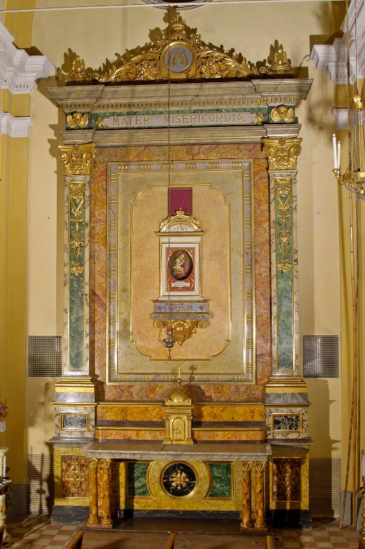 Ebanisteria Casalini (1929), Altare laterale della Madonna della misericordia