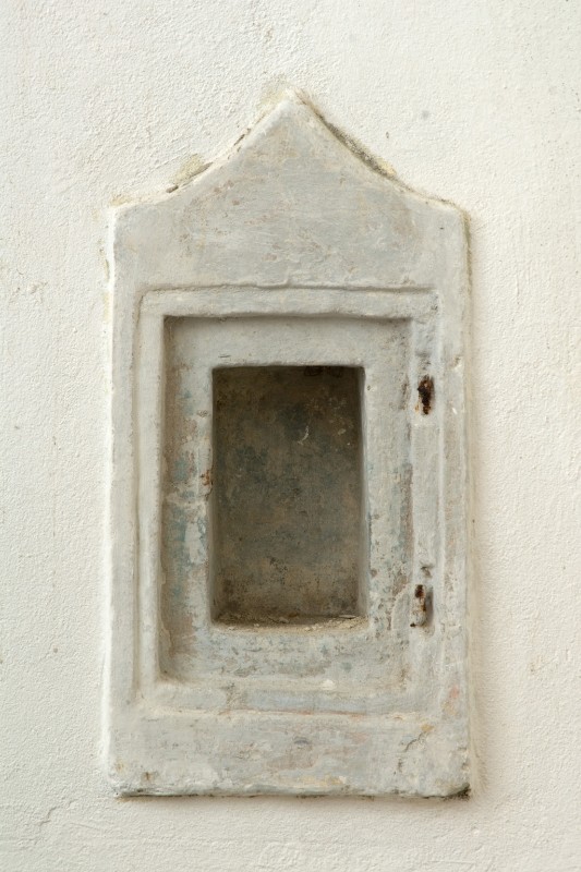 Bottega romagnola sec. VII (?), Tabernacolo a muro con cuspide