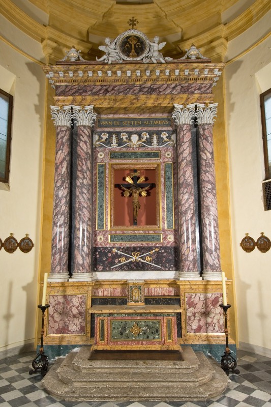 Maestranze romagnole sec. XIX, Altare laterale del Santissimo Crocifisso