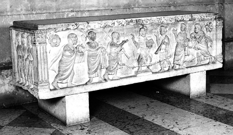 Ambito romano-ravennate (500-699), Cassa di sarcofago