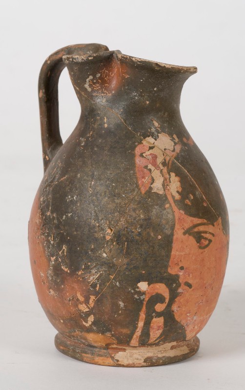 Bottega etrusca sec. IV a. C., Oinochóe trilobata a figure rosse