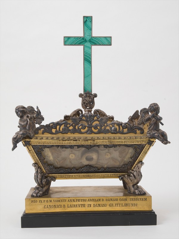 Bottega romana (?) sec. XIX, Reliquiario a urna di San Damaso