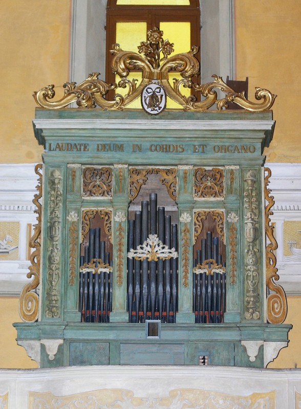 Traeri D. (1739), Organo di legno dipinto