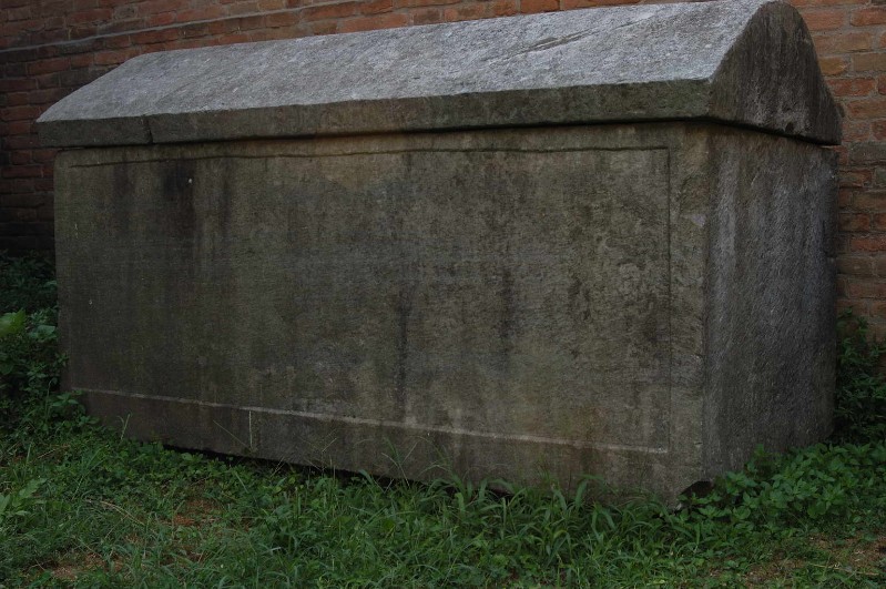Ambito ravennate-bizantino sec. VI, Cassa di sarcofago rilavorata