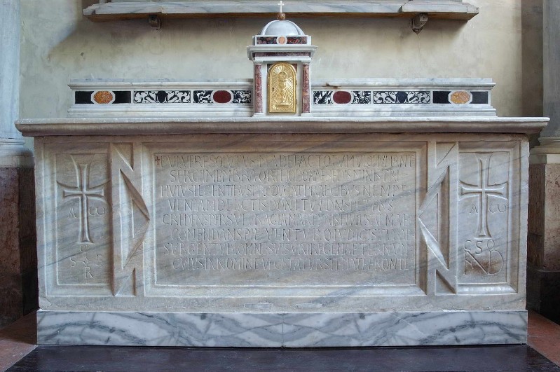 Ambito ravennate-bizantino sec. VI, Altare di S. Agnello in marmo di Proconnesio