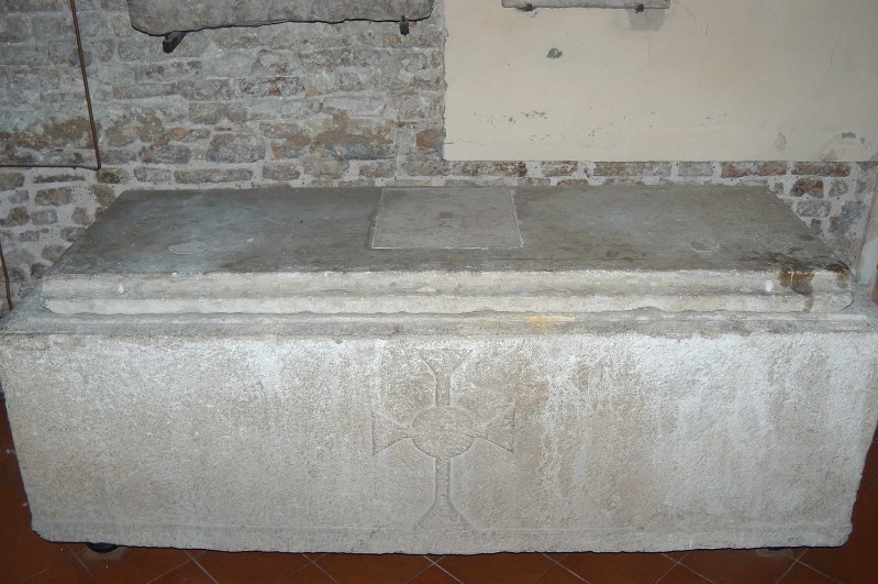 Ambito italiano sec. VI, Mensa d'altare in marmo greco