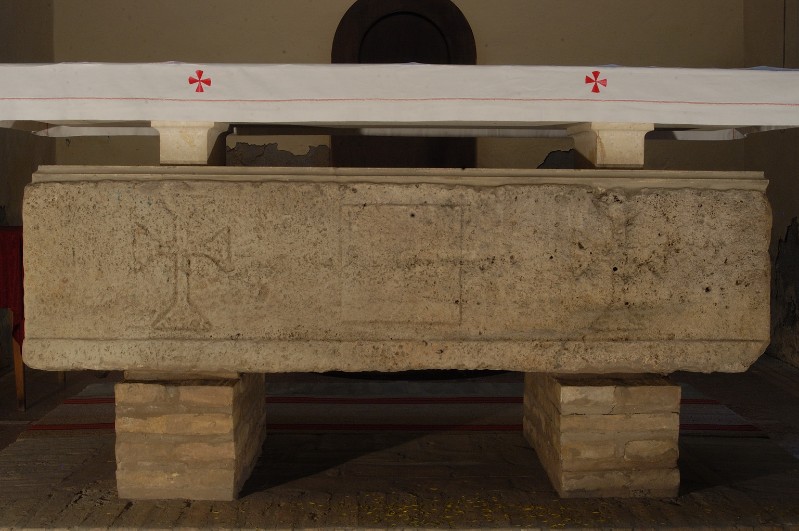 Ambito ravennate-bizantino sec. VI, Sarcofago in travertino