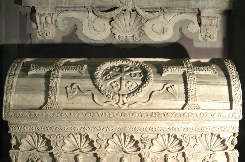 Ambito ravennate-bizantino sec. V, Coperchio di sarcofago di San Barbaziano