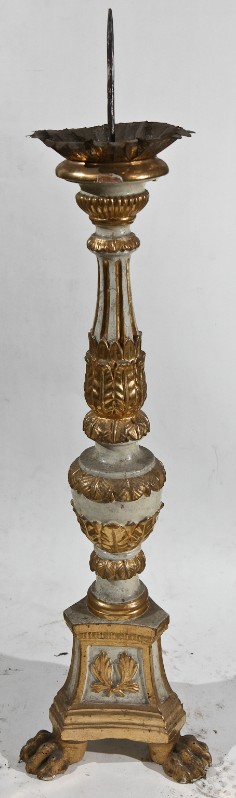 Bottega toscana sec. XIX, Candeliere piccolo con stemma di Santa Felicita 2/6