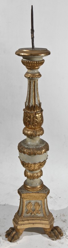Bottega toscana sec. XIX, Candeliere piccolo con stemma di Santa Felicita 3/6