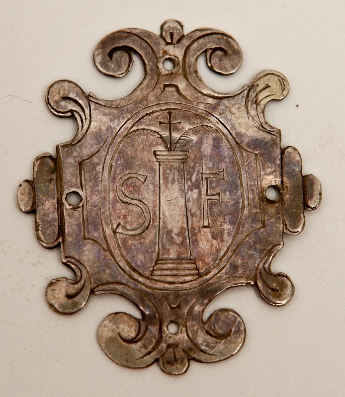 Bottega fiorentina secc. XVII-XVIII, Bassorilievo con stemma di Santa Felicita