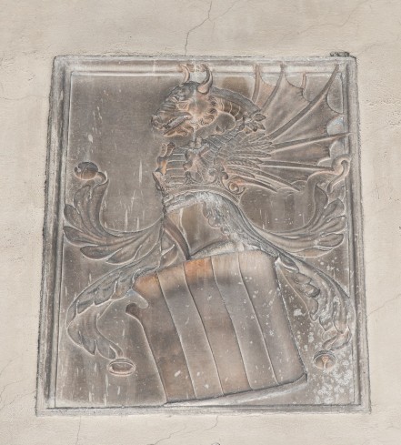 Bottega toscana sec. XVII, Lastra con stemma fasciato