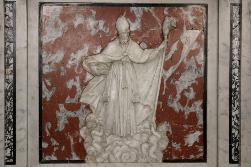 Bottega apuana sec. XVIII, Scultura bassorilievo di San Prospero Vescovo