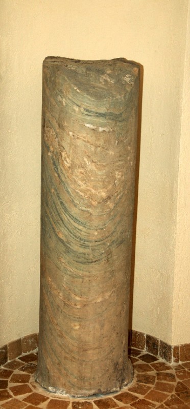 Marmoraio laziale sec. II a. C., Colonna