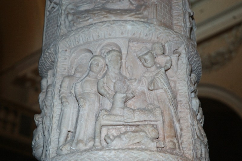 Ambito campano sec. XIII, Bassorilievo con Sant'Erasmo e il figlio di Anastasio