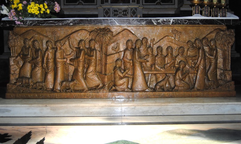 Solari P. (1982), Mensa d'altare in bronzo dorato