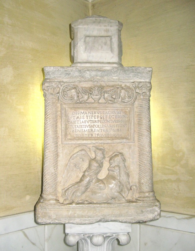 Bottega romana secc. I-II d.C, Urna cineraria