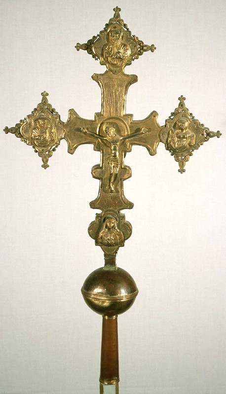 Ambito lombardo-veneto sec. XV-XVI, Croce astile con figure sbalzate