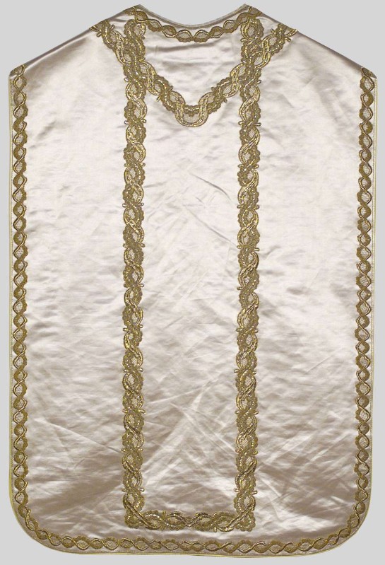 Manifattura italiana sec. XIX, Pianeta bianca in raso di seta