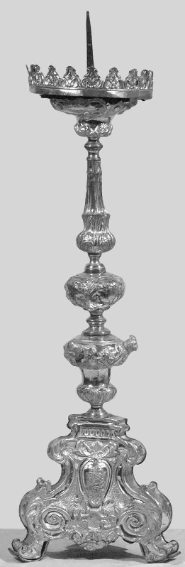 Ambito lombardo-veneto sec. XVII-XVIII, Candeliere da altare con santi 3/6