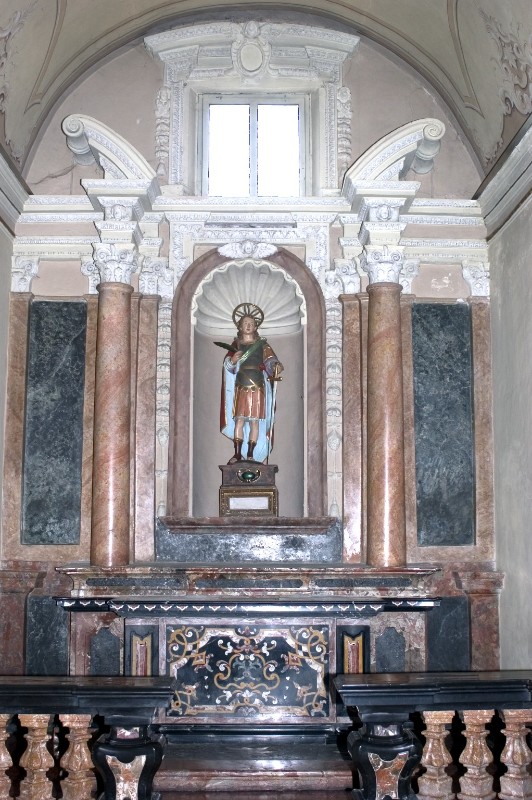 Bottega lombarda sec. XVIII, Altare di S. Michele arcangelo