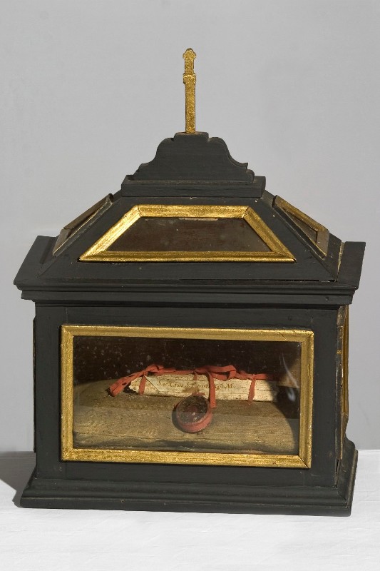 Ambito lombardo sec. XVII, Reliquiario a urna di San Fausto