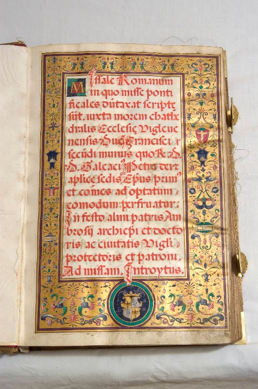 Decio G. G. (1534), Frontespizio miniato con stemma di Francesco II Sforza