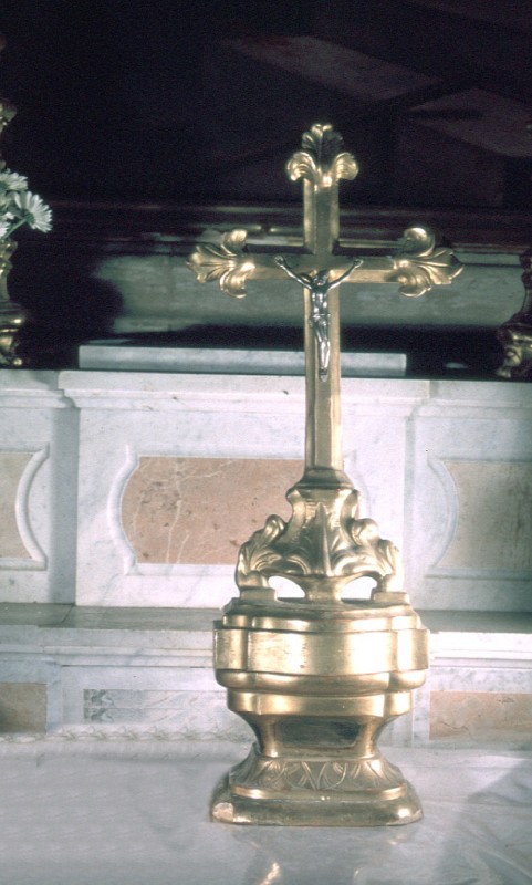 Ambito piemontese sec. XIX, Croce d'altare h. 56
