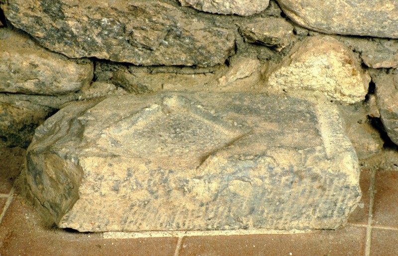 Ambito padano sec. XII, Basamento di colonna