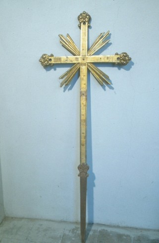 Bott. piemontese secc. XVIII-XIX, Croce dorata a righette con volute