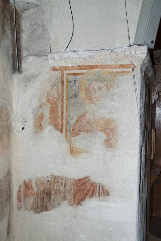 Ambito dell'Italia meridionale sec. XIII, Dipinto murale di Santa con corona