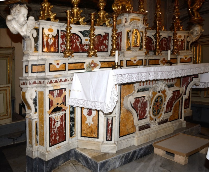 Marmoraio pugliese sec. XIX, Altare maggiore